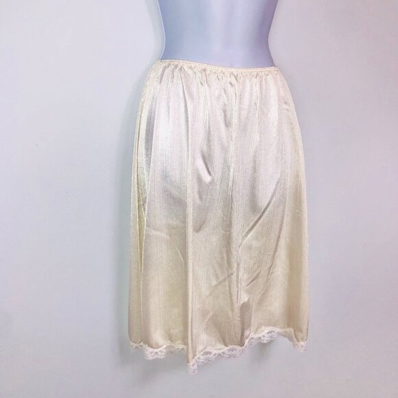 Vintage Warner's Womens L White Half Slip Lace Trim Elastic Waist - Picture 5 of 9